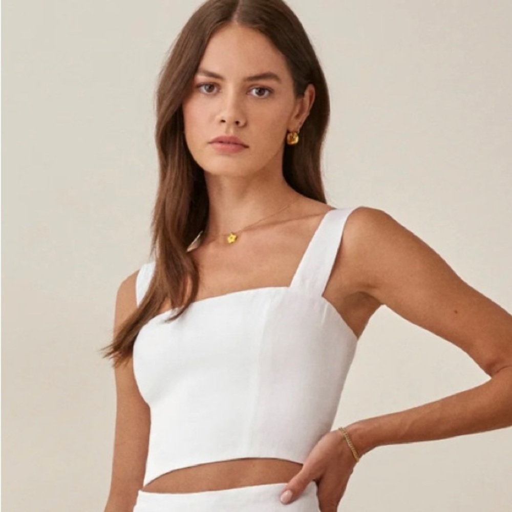 Reformation Vio Linen Top 4